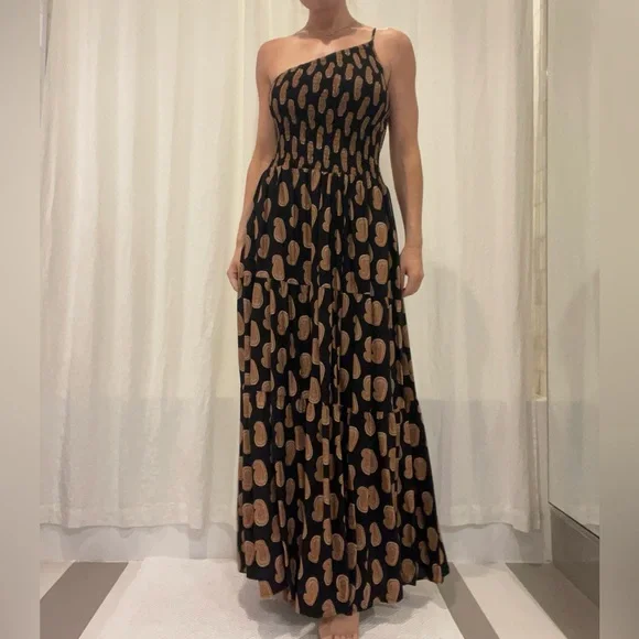 Moon River | Dresses | Moon River One Shoulder Maxi Dress | Poshmark